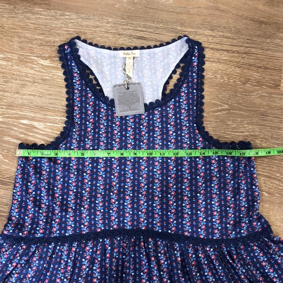 MJ Tank - Picture 5 of 6